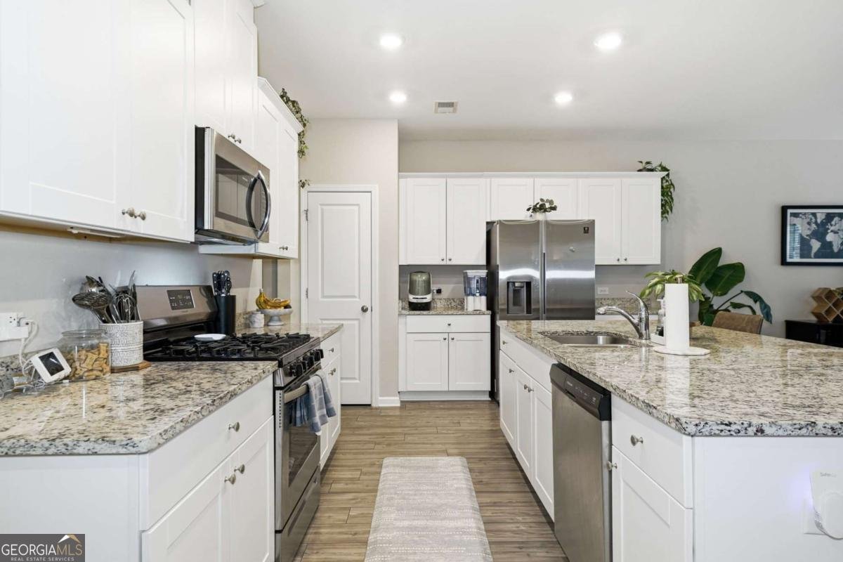 2160 Lanier Harbor Point Buford - Photo 7