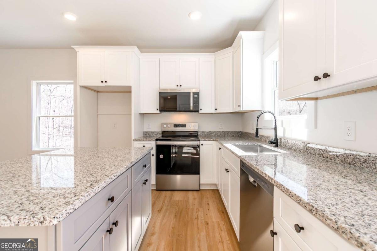 7603 Beachwood Drive Murrayville - Photo 13