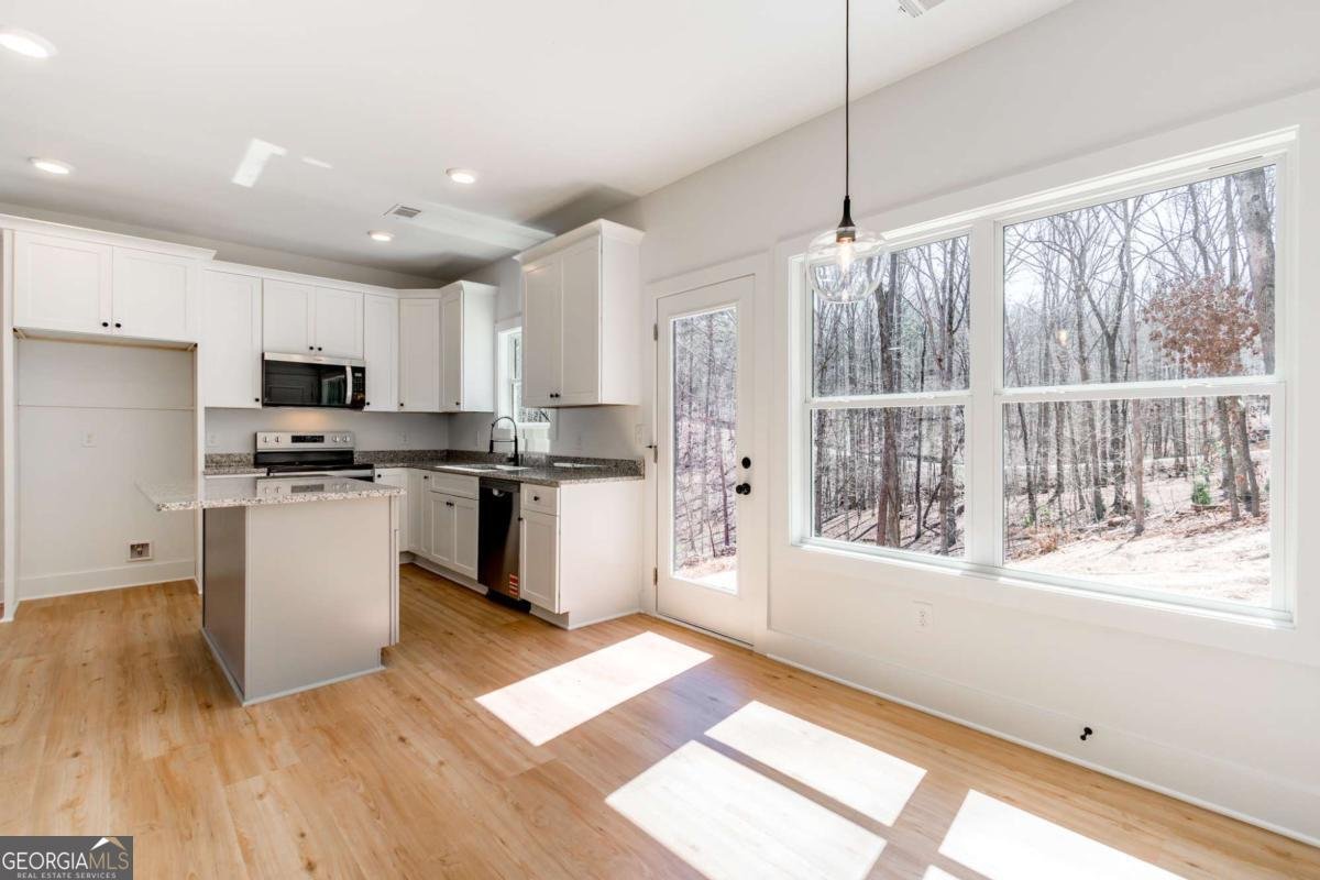 7603 Beachwood Drive Murrayville - Photo 17