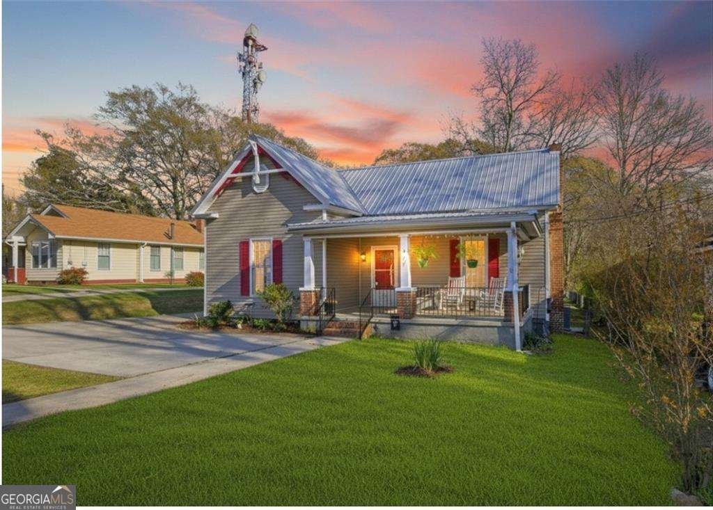 171 Broad Street Fairburn - Photo 1