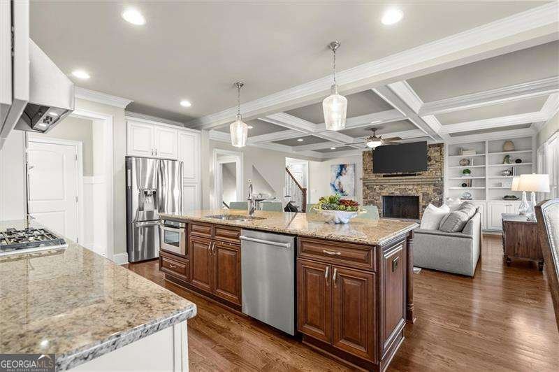 6049 Grand Loop Road Sugar Hill - Photo 17