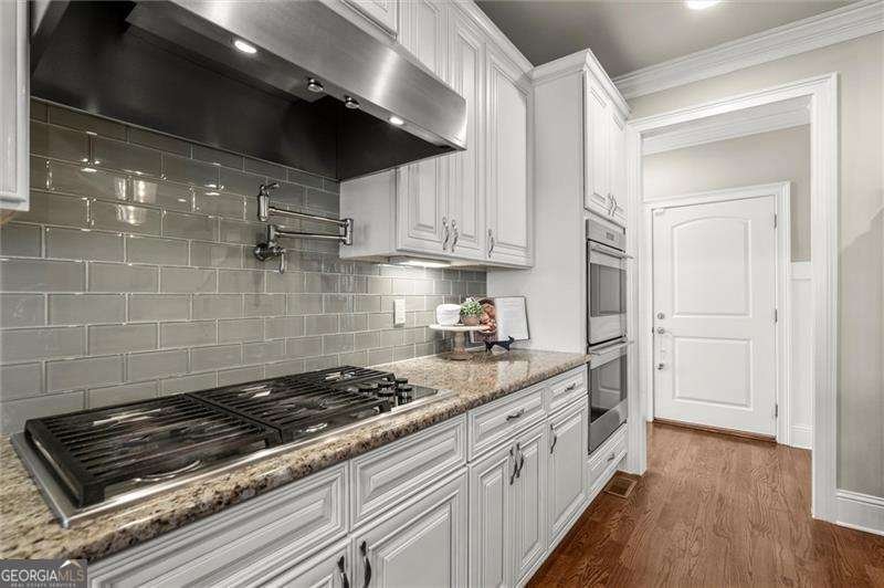 6049 Grand Loop Road Sugar Hill - Photo 18