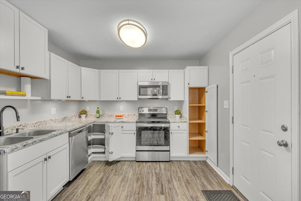 1223 Waldburg Street Savannah - Photo 7