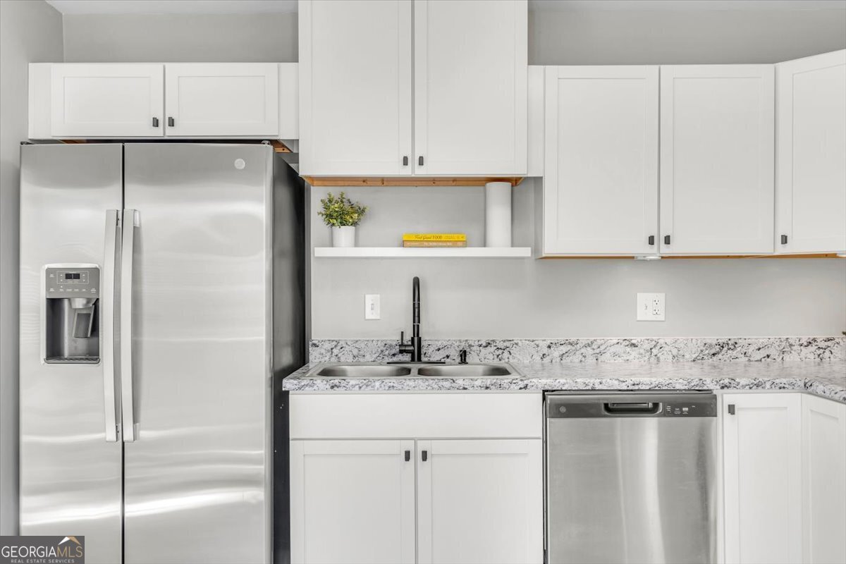 1223 Waldburg Street Savannah - Photo 9