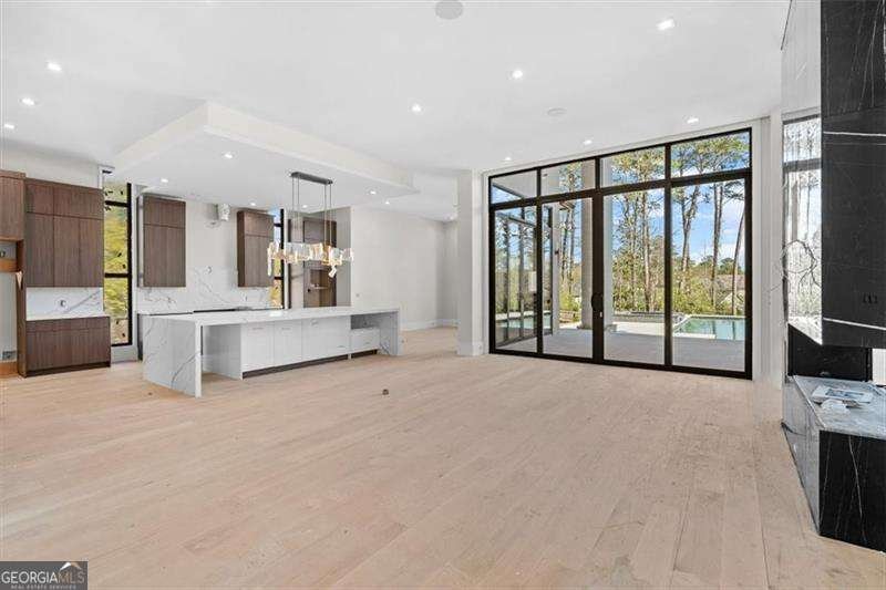 124 Woodlawn Drive Marietta - Photo 11