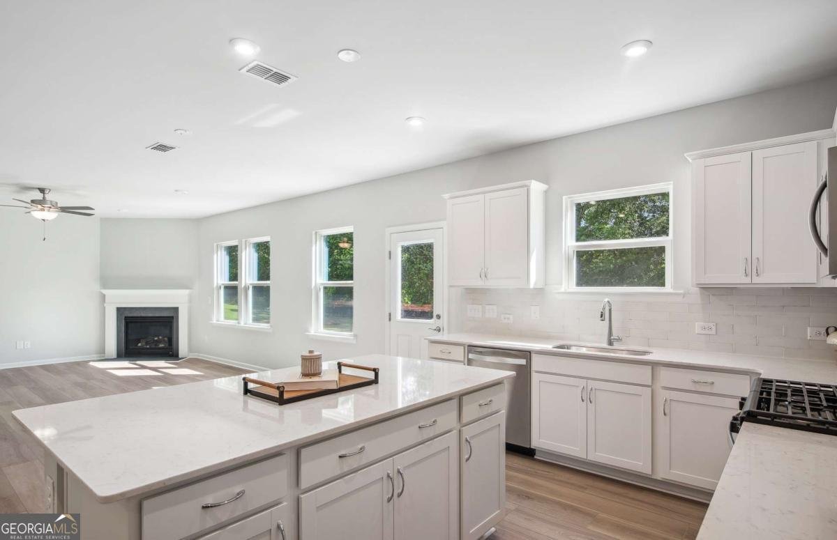 740 Mirror Lake Parkway Villa Rica - Photo 9