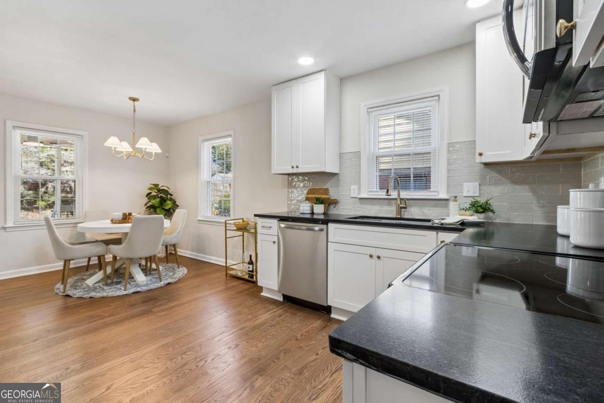 490 Lynnhaven Drive Atlanta - Photo 10