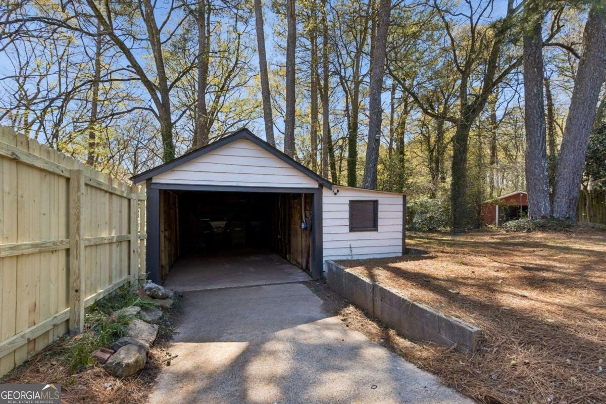 490 Lynnhaven Drive Atlanta - Photo 22