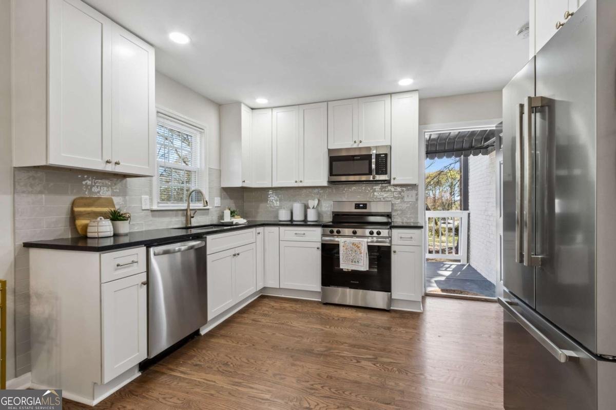 490 Lynnhaven Drive Atlanta - Photo 6