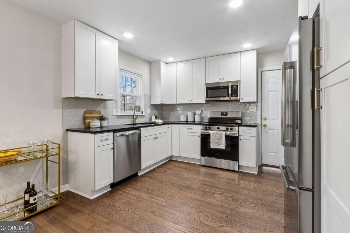 490 Lynnhaven Drive Atlanta - Photo 7