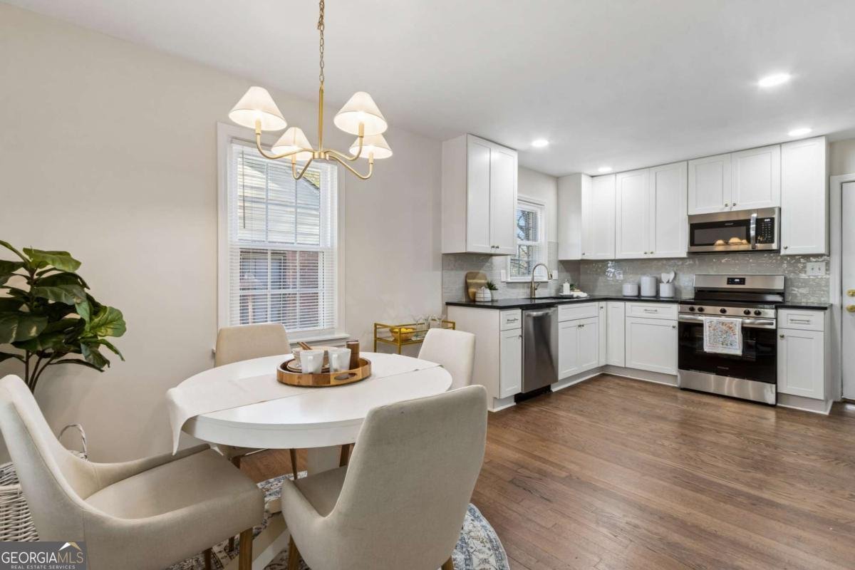 490 Lynnhaven Drive Atlanta - Photo 8