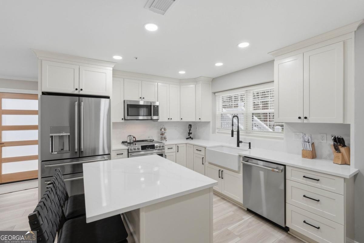 5061 Avalon Drive Alpharetta - Photo 13