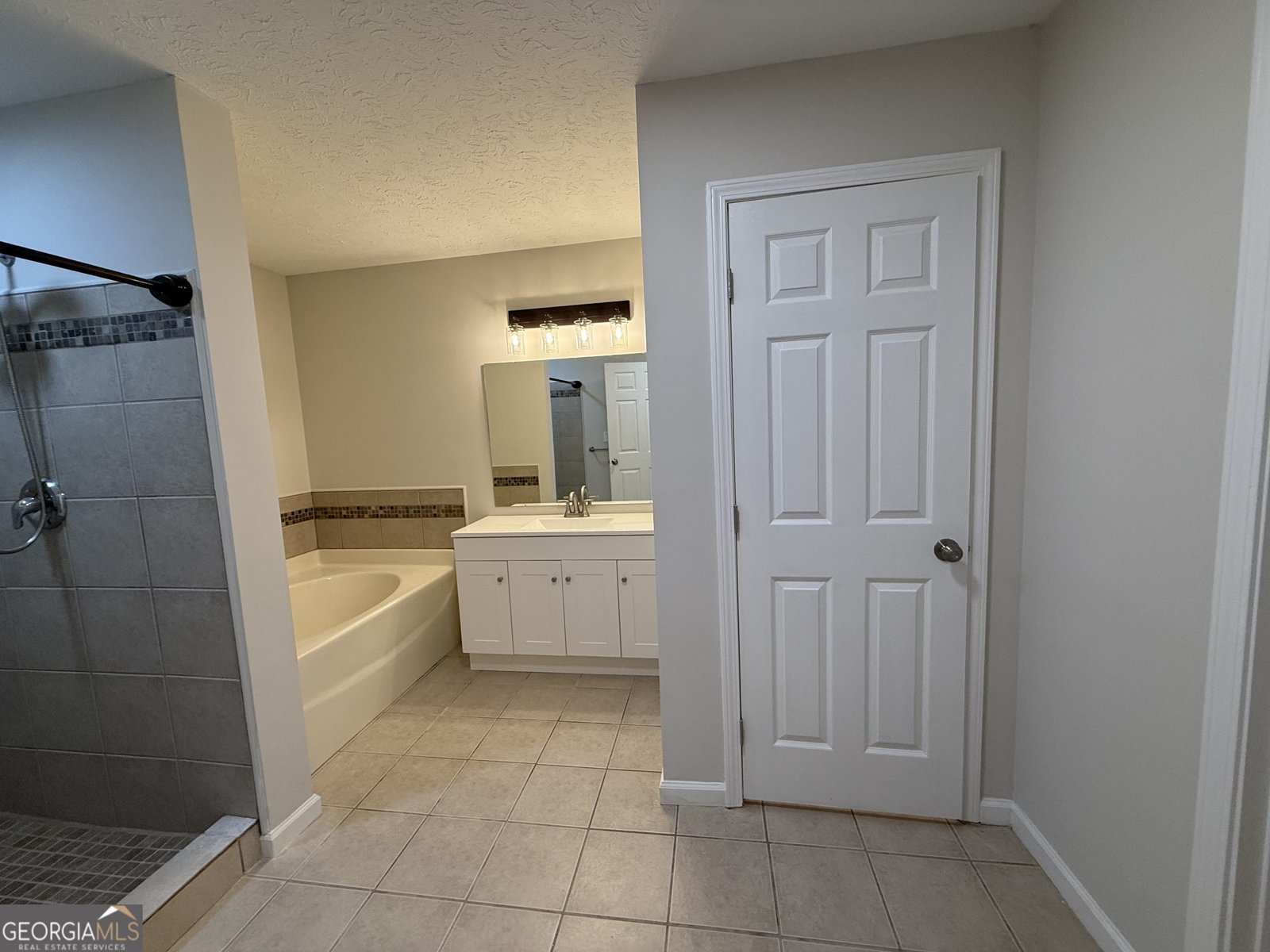 402 Ginger Circle Lagrange - Photo 33