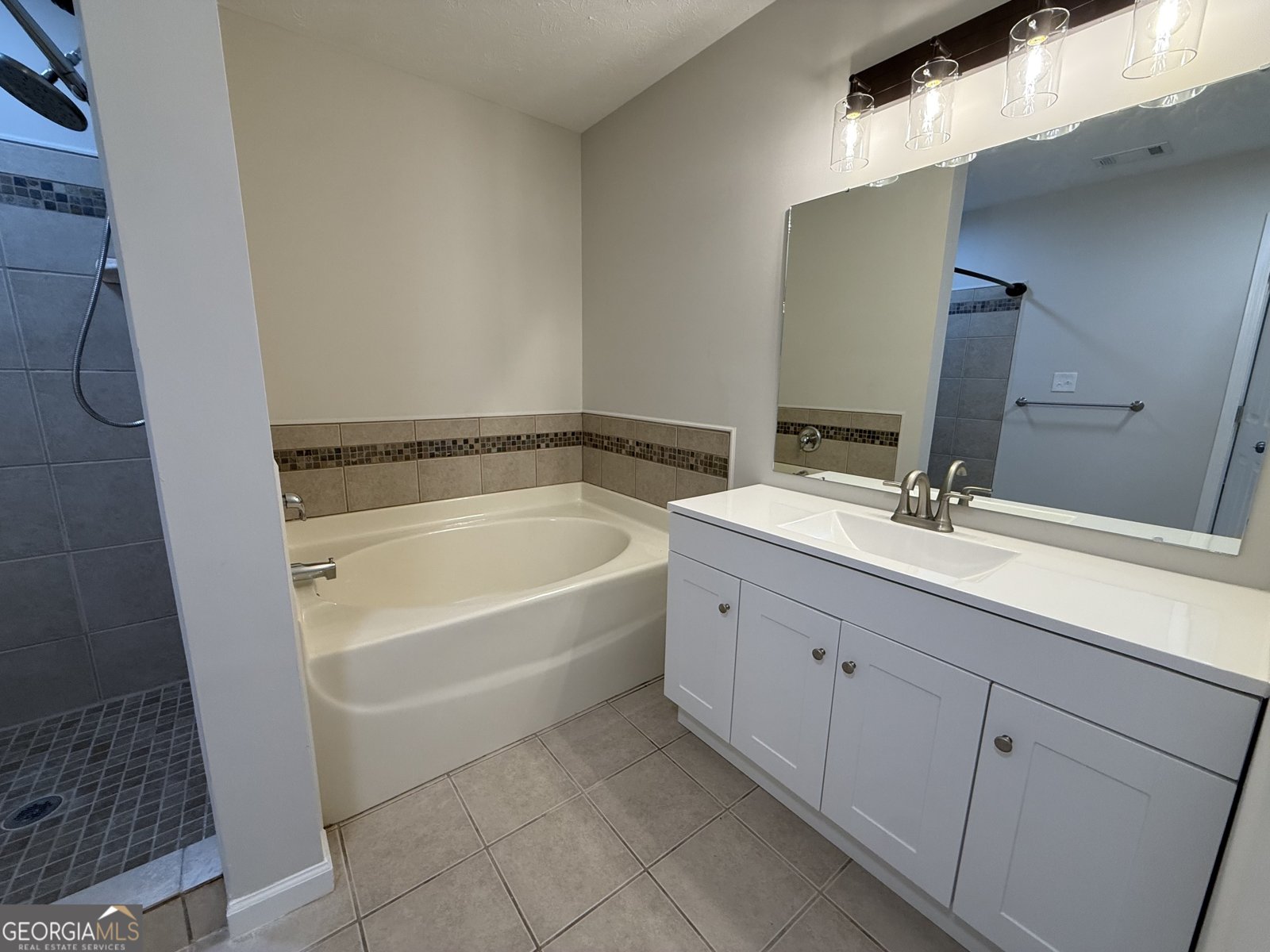 402 Ginger Circle Lagrange - Photo 35