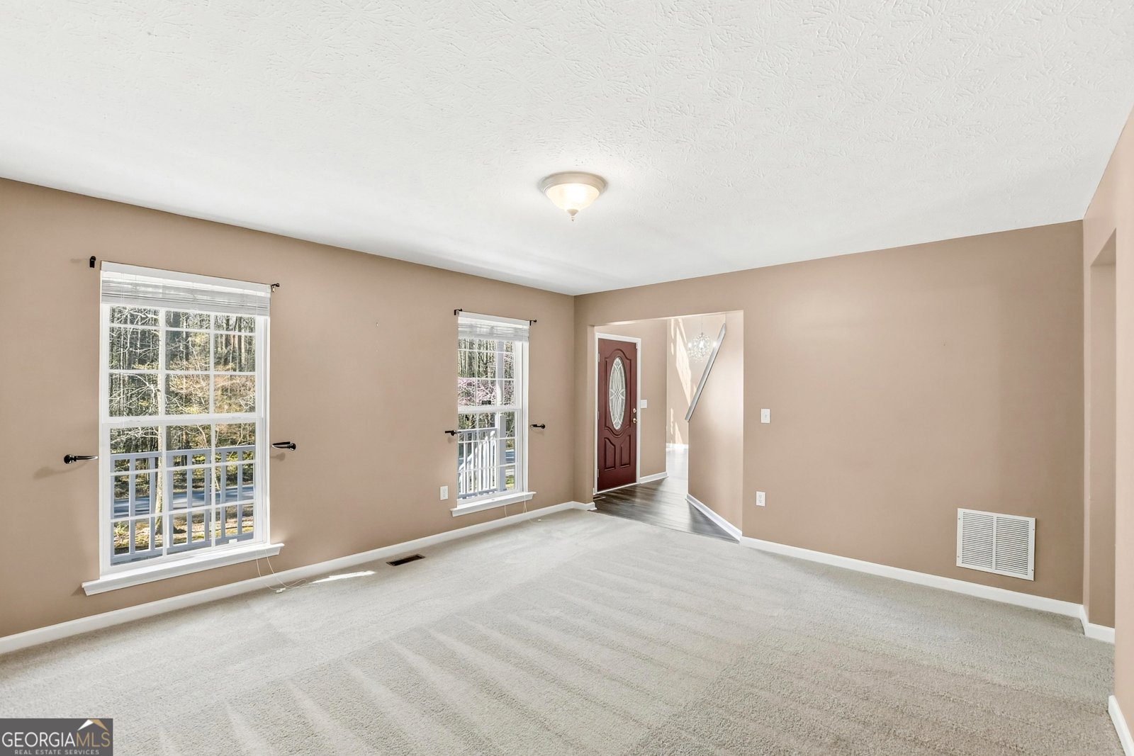 5976 Bowers Road Stone Mountain - Photo 10