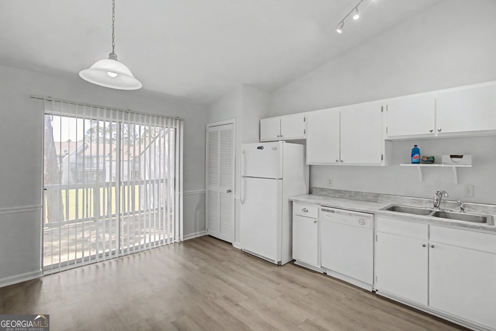 910 Brett Drive Hinesville - Photo 7