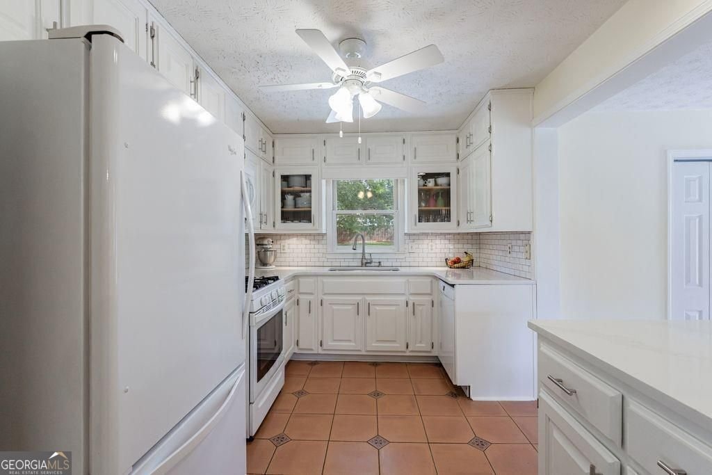 3060 Wilson Road Decatur - Photo 13