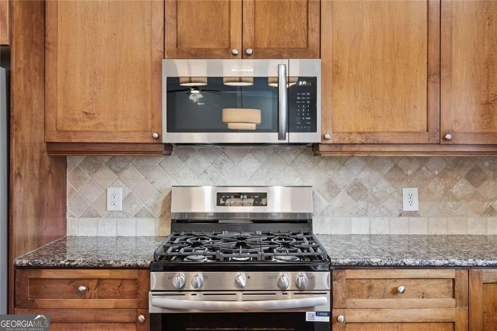 2165 Parkview Run Atlanta - Photo 12