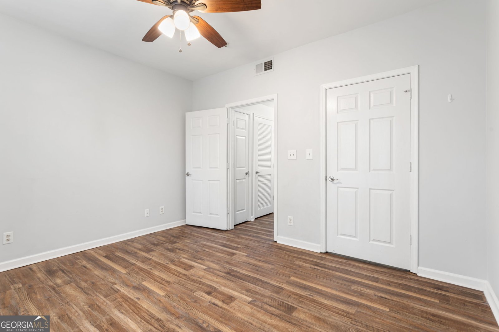 1250 Parkwood Circle Atlanta - Photo 11