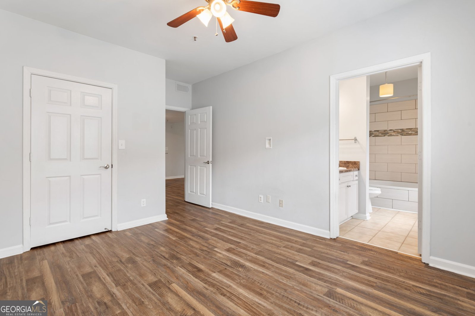 1250 Parkwood Circle Atlanta - Photo 8