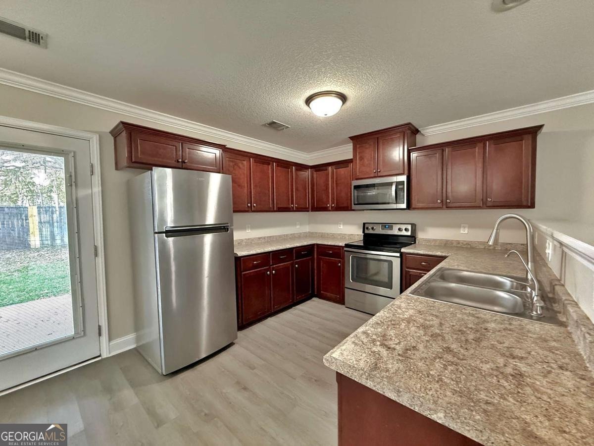 217 Guyett Avenue Hinesville - Photo 12