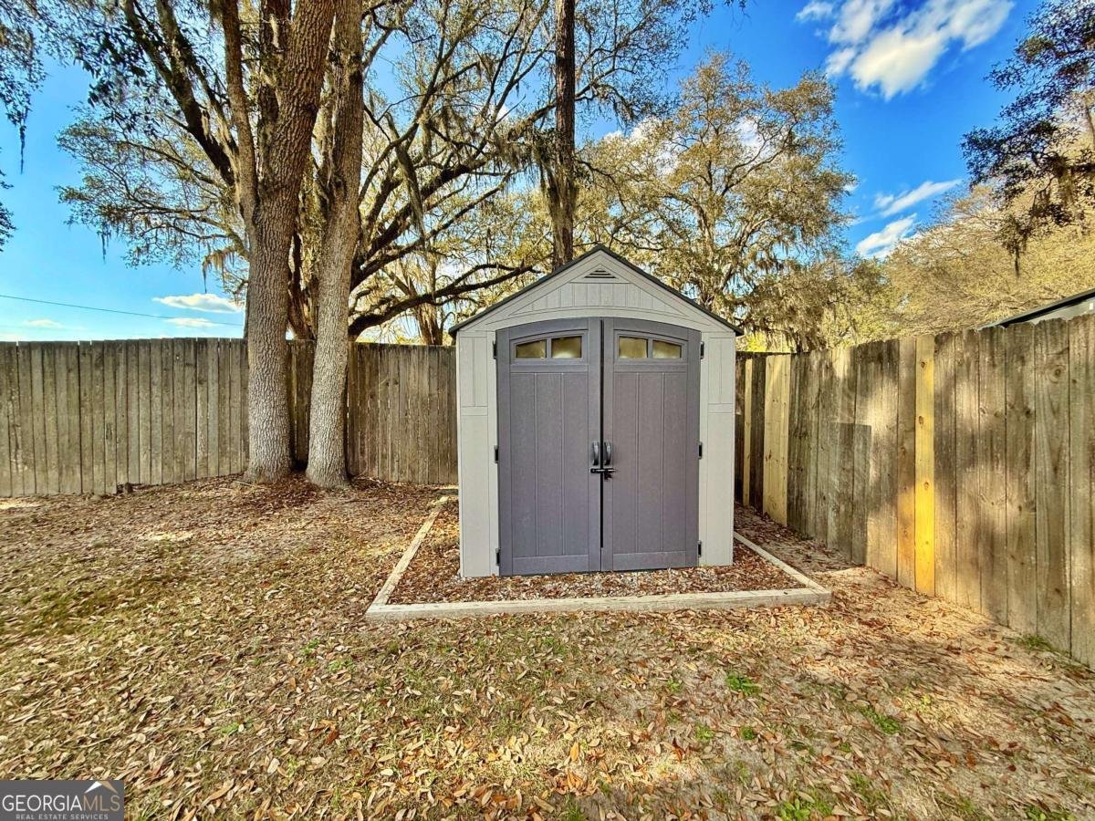 217 Guyett Avenue Hinesville - Photo 32