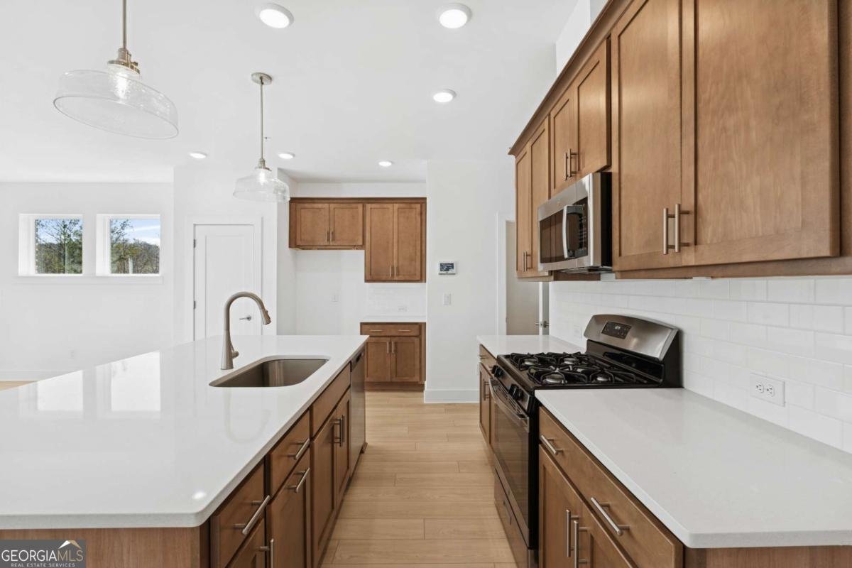 442 Laurelwood Lane Canton - Photo 6