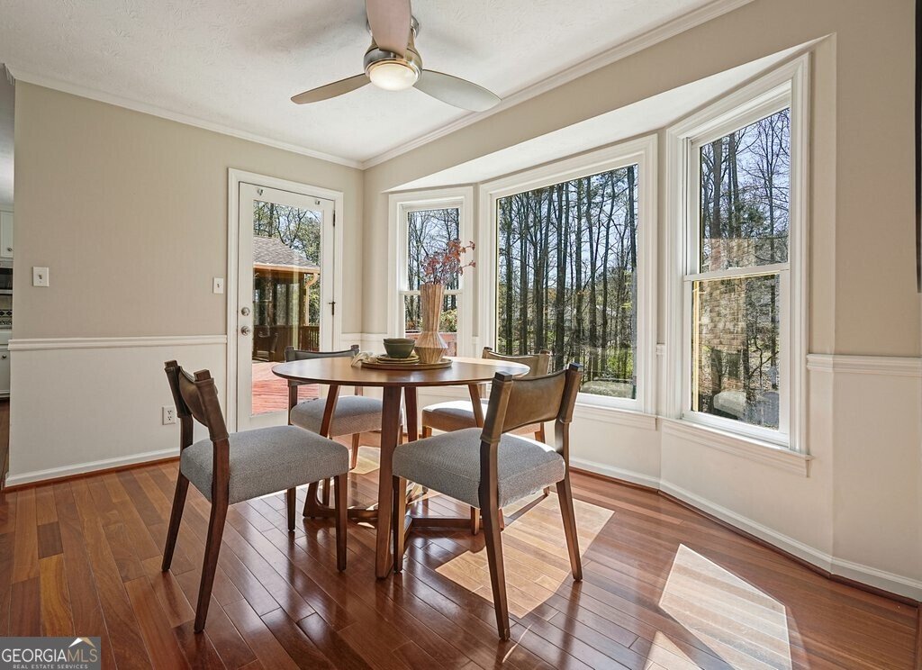 235 Oak Leaf Circle Roswell - Photo 16