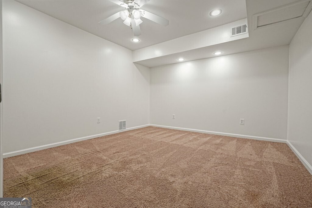 235 Oak Leaf Circle Roswell - Photo 34