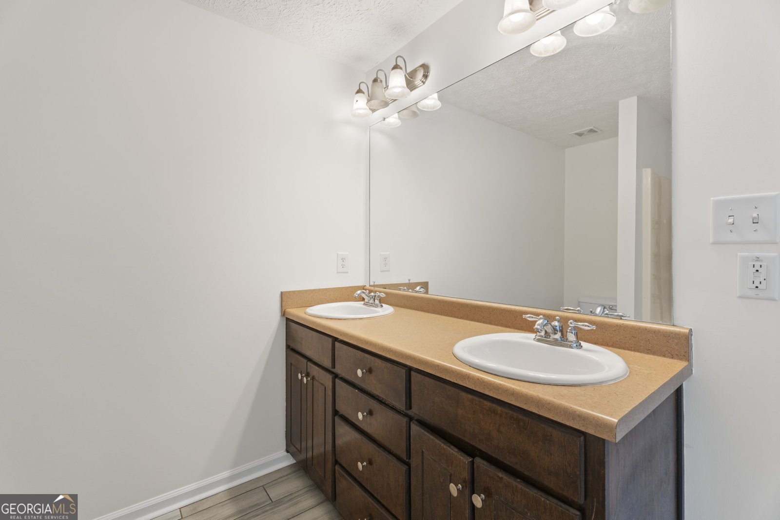 950 Besse Way Locust Grove - Photo 31