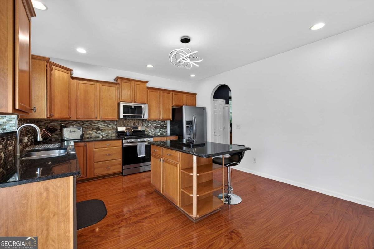 5806 Providence Court Union City - Photo 7