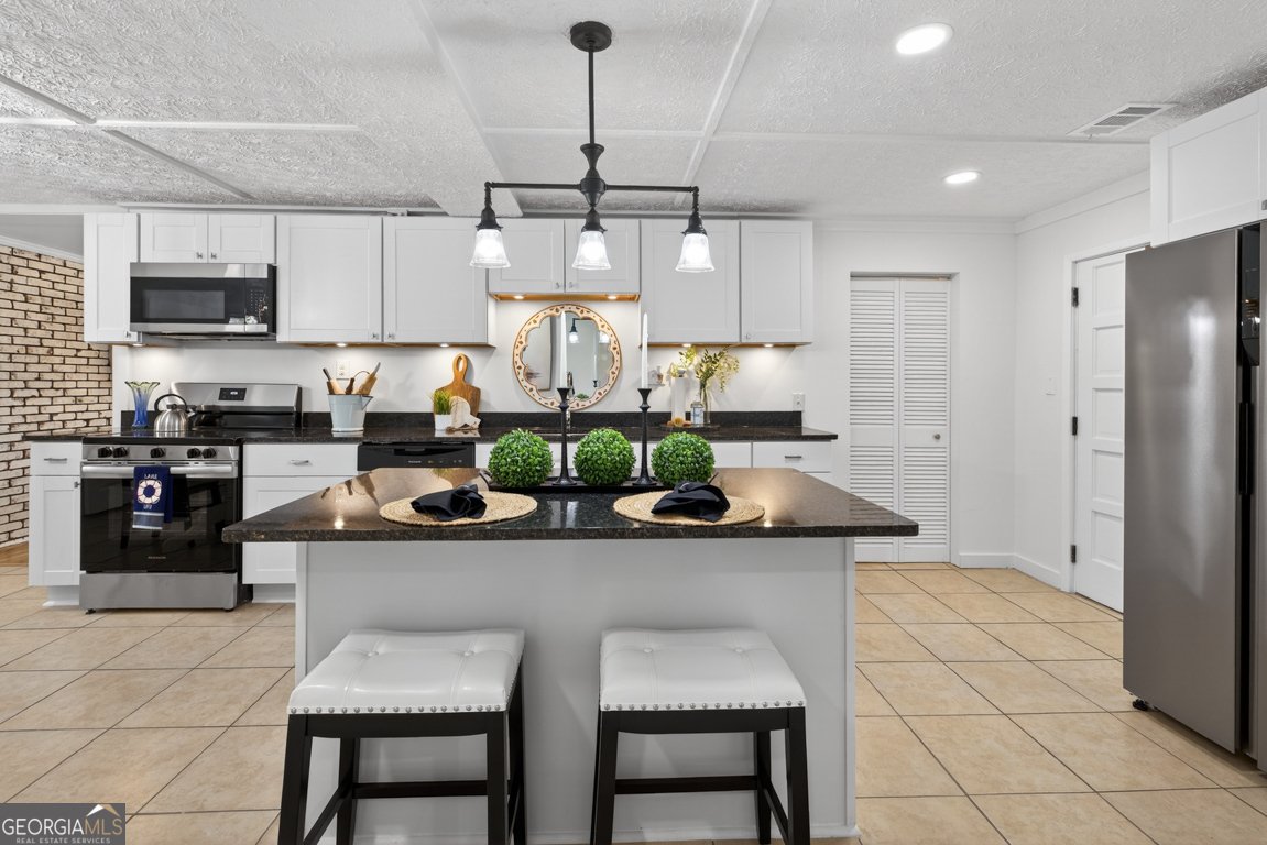 2439 Lakeshore Dr Conyers - Photo 10