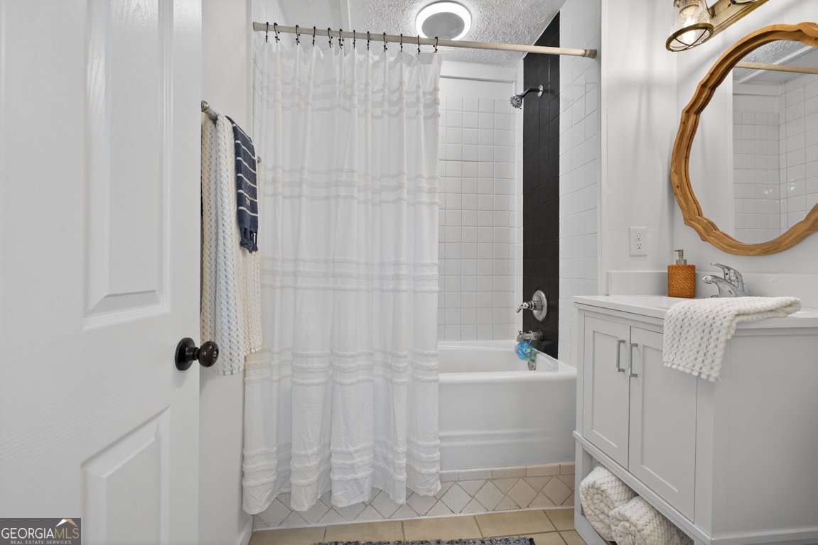 2439 Lakeshore Dr Conyers - Photo 49