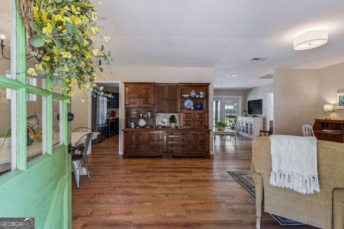 673 Hickory Bluff Drive Waverly - Photo 9