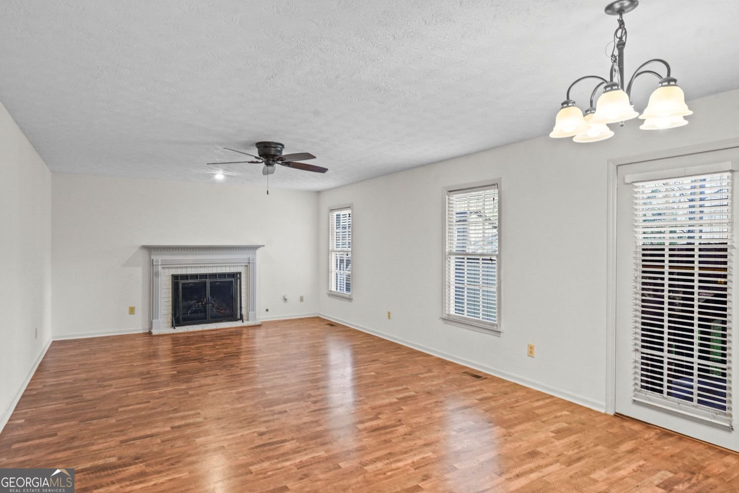 1700 Summit View Way Snellville - Photo 11