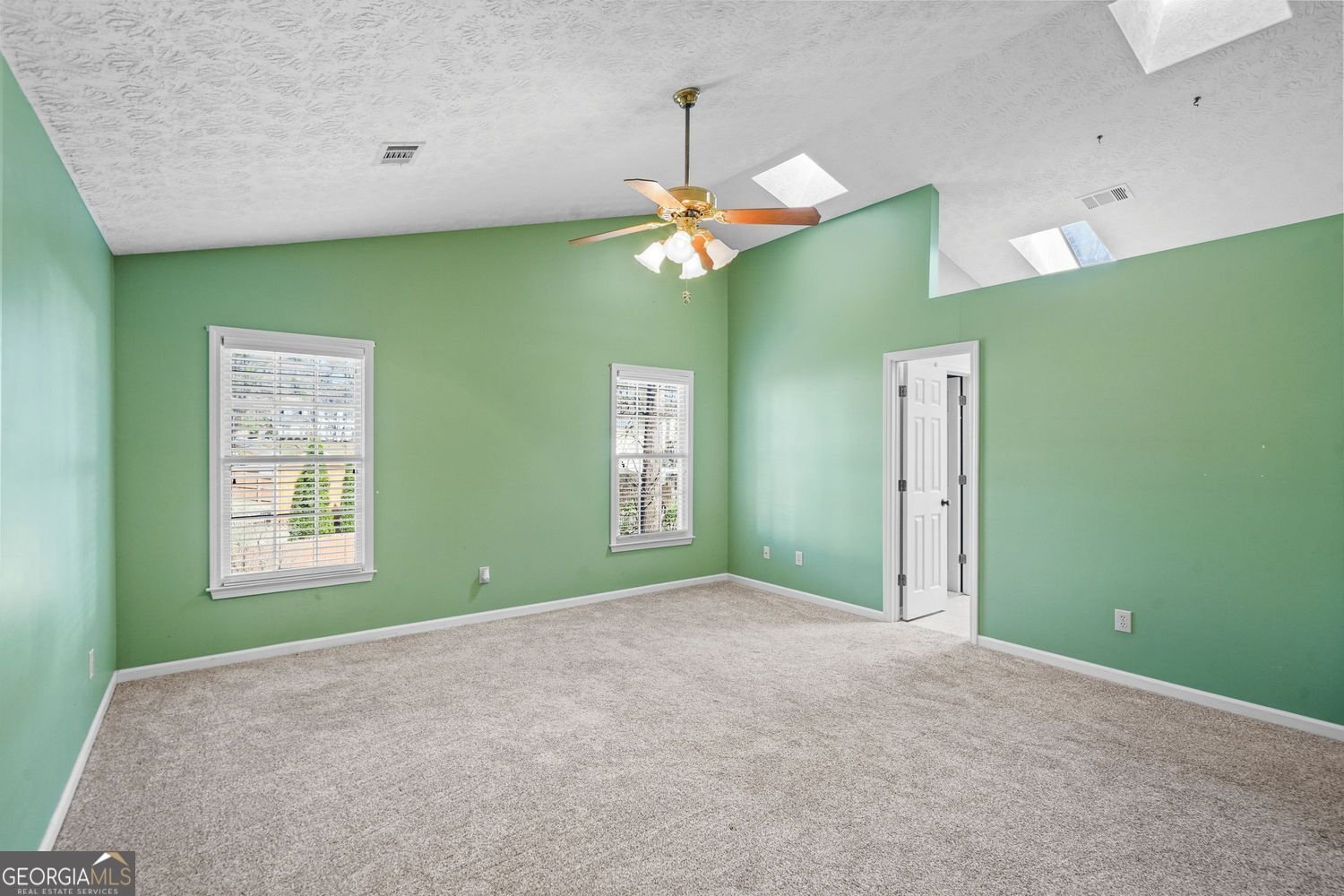 1700 Summit View Way Snellville - Photo 12