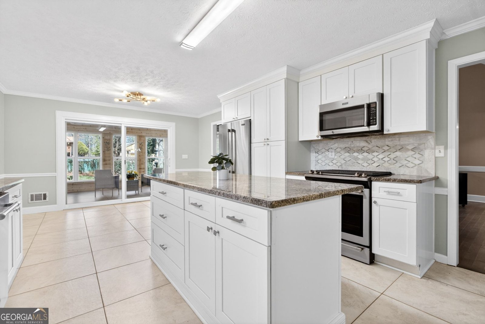 291 Shore Drive Suwanee - Photo 11