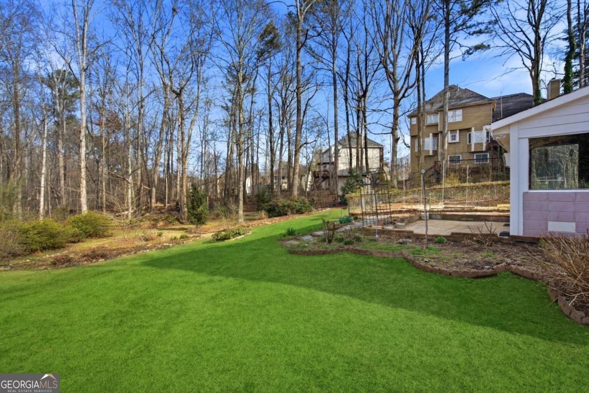 2404 Rhine Court Lawrenceville - Photo 39