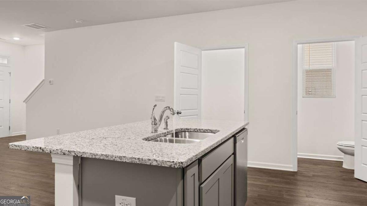 408 Reflection Drive Stockbridge - Photo 16