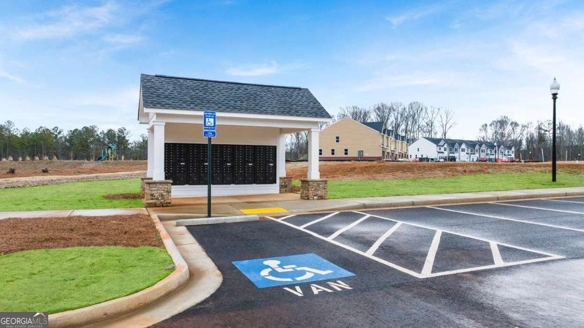 408 Reflection Drive Stockbridge - Photo 43