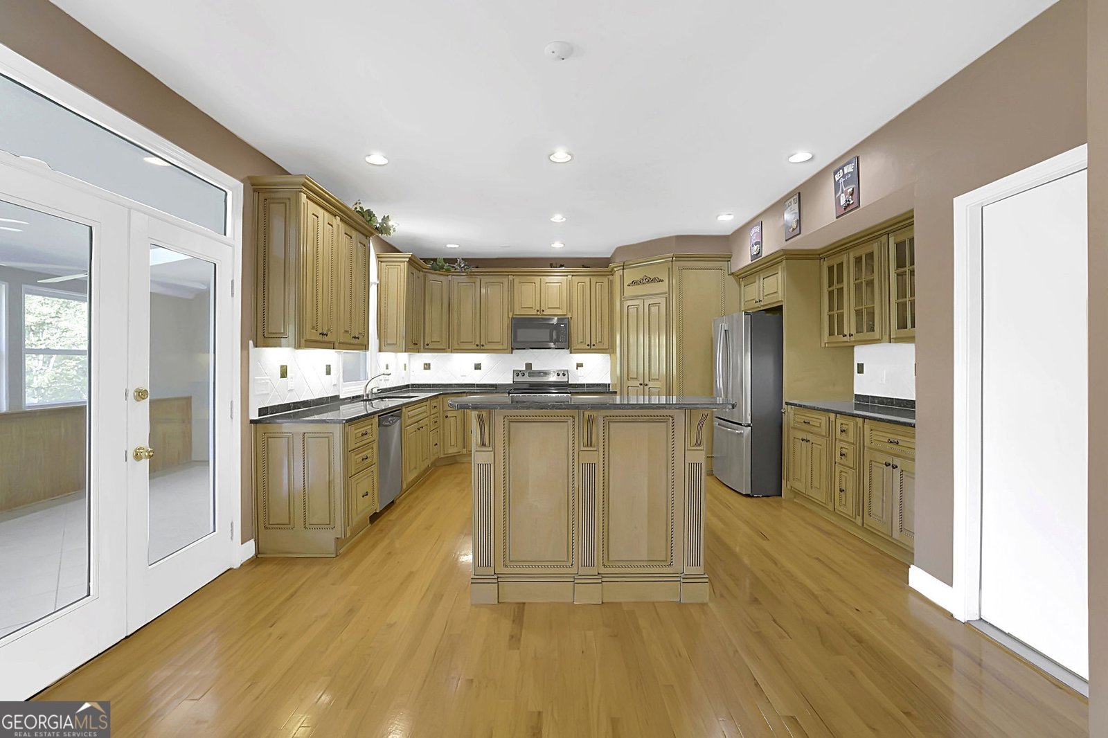 1340 Eryn Circle Suwanee - Photo 18