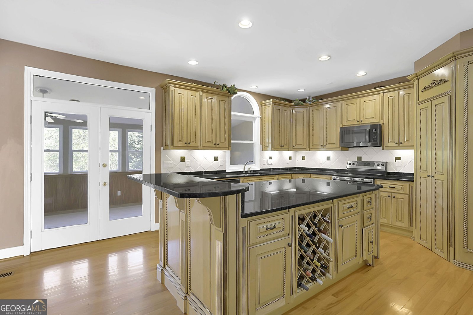 1340 Eryn Circle Suwanee - Photo 19