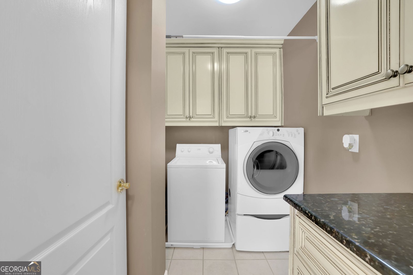 1340 Eryn Circle Suwanee - Photo 36