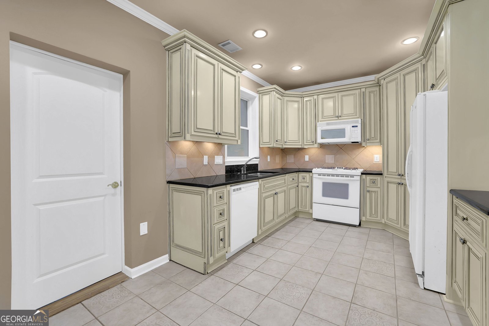 1340 Eryn Circle Suwanee - Photo 47