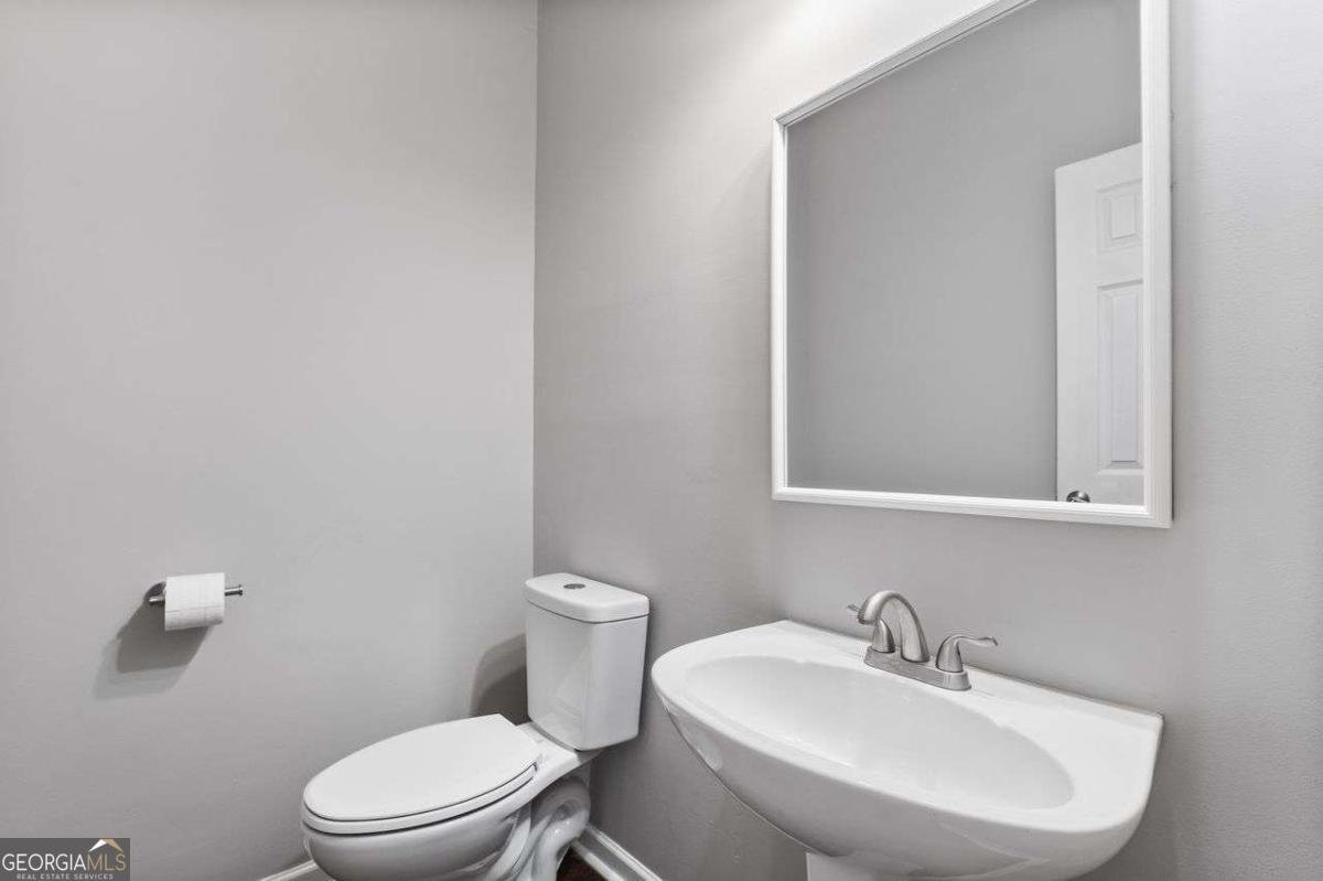 680 SOMERSET VALE Drive Lawrenceville - Photo 14