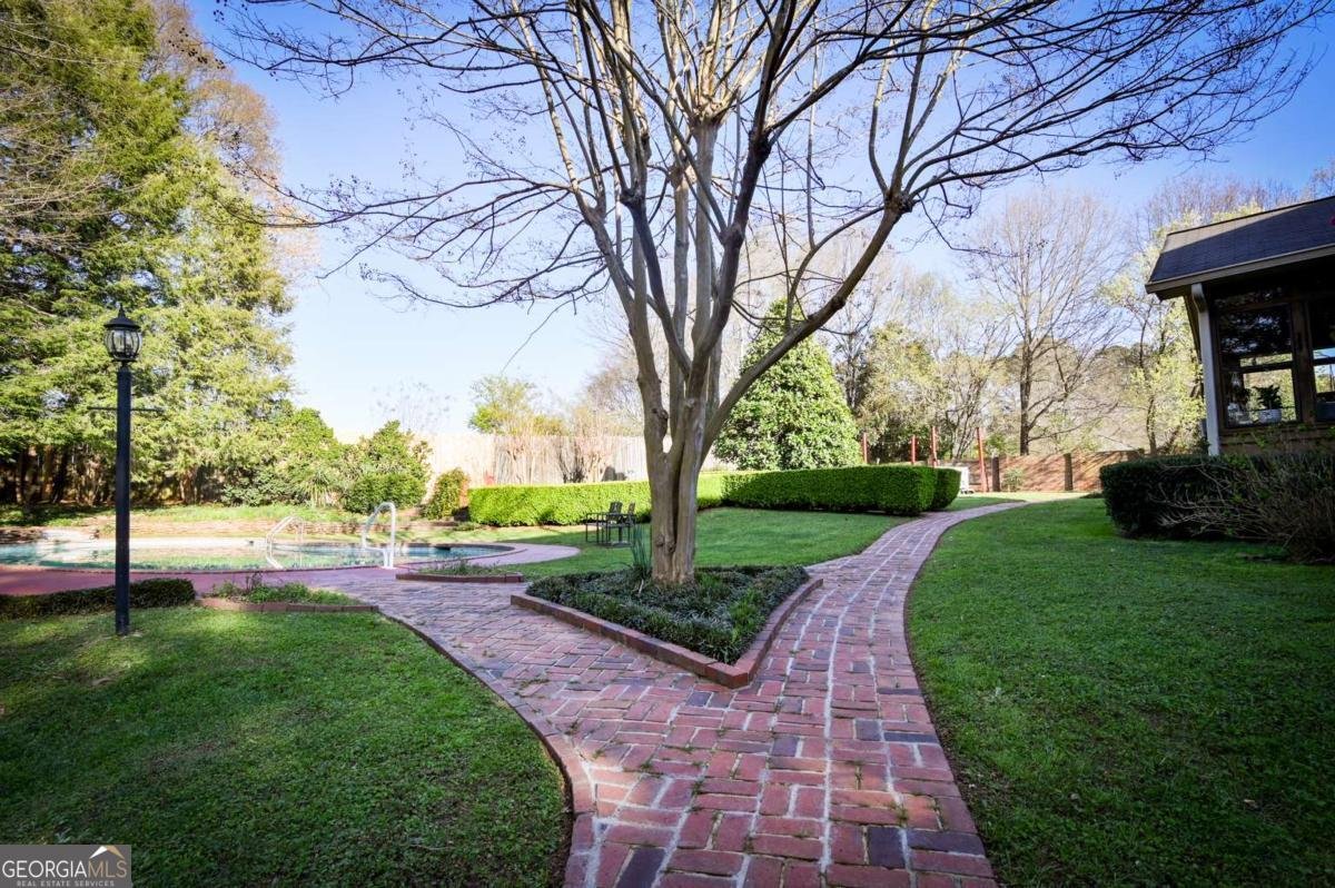 335 Sandstone Drive Athens - Photo 16