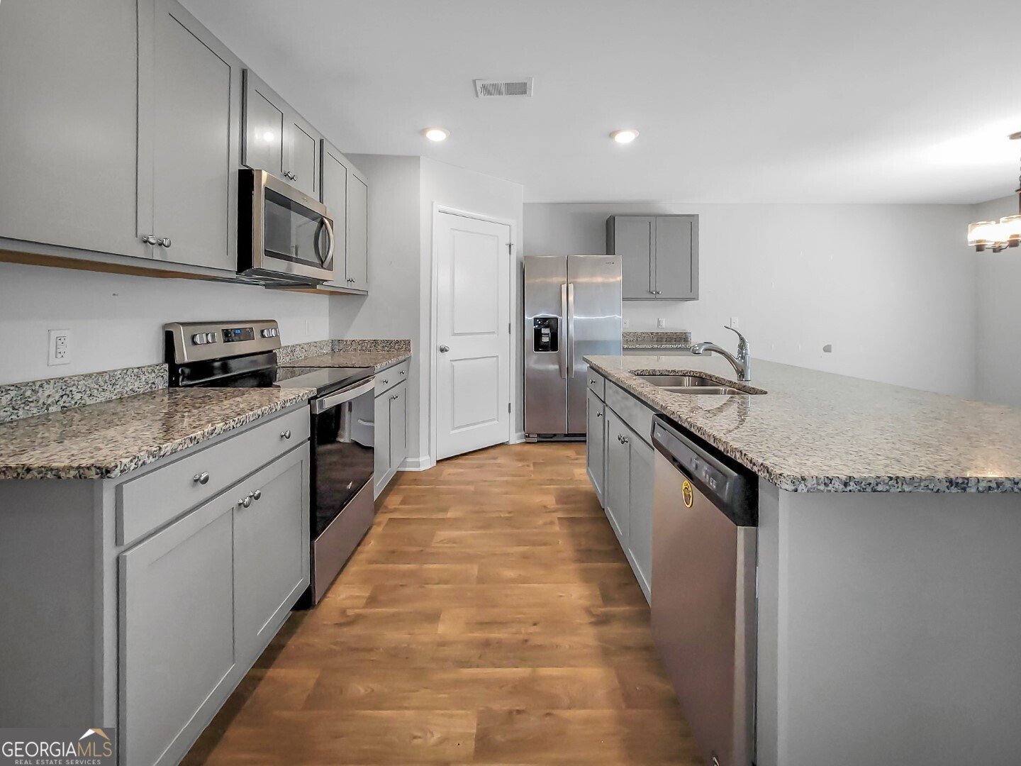 109 Barbados Circle Guyton - Photo 12