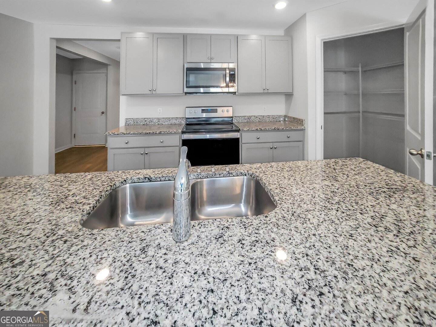 109 Barbados Circle Guyton - Photo 16