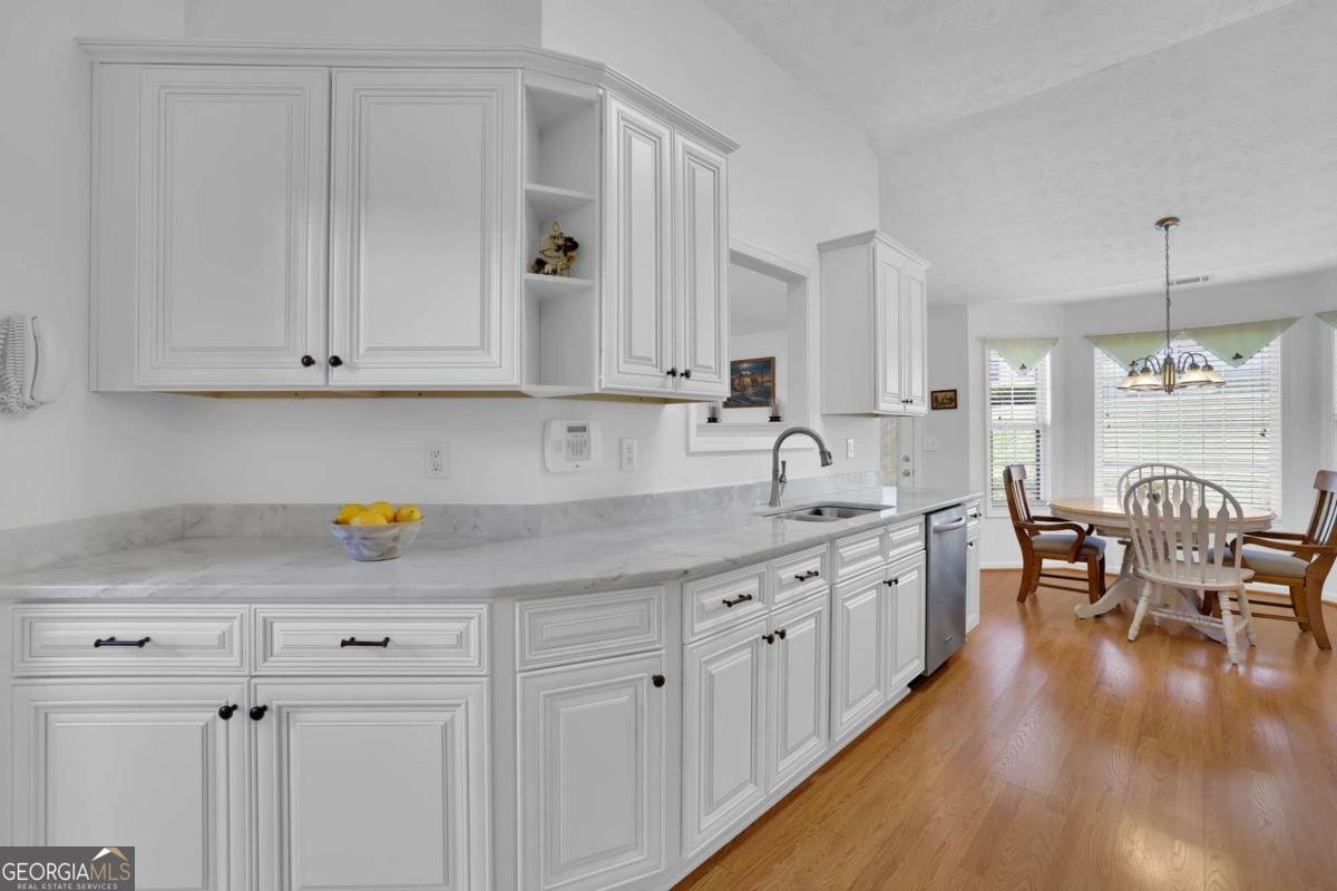 6185 Devonshire Drive Flowery Branch - Photo 14