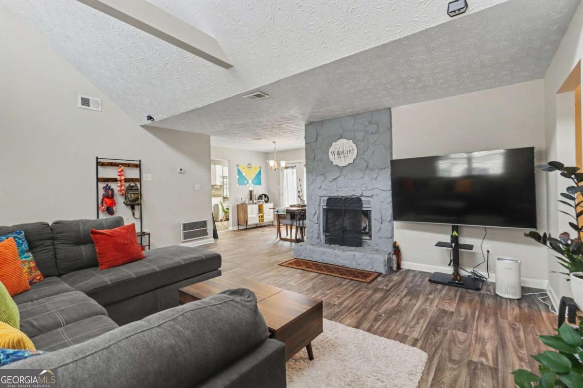 632 Woodknoll Court Jonesboro - Photo 6